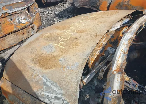 2015 Toyota Corolla Le Eco z USA, uszkodzony, nr VIN 2T1BPRHE2FC440860